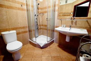 Фото номера Улучшенный двухместный номер с 1 кроватью Отель Hotel Polski г. Мелец 2
