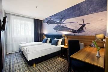 Фото номера Двухместный номер с 1 кроватью Отель Hotel Polski г. Мелец 3