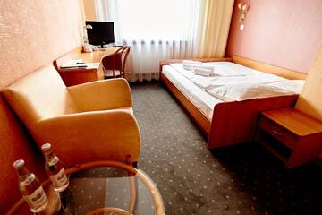 Фото номера Просторный одноместный номер Отель Hotel Polski г. Мелец 4