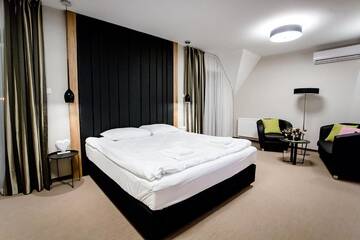 Фото номера Апартаменты с террасой Отель Bulwary Hotel&amp;Biznes г. Мелец 10