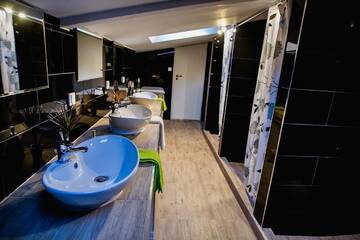 Фото номера Трехместный номер Хостелы NOCLEGI HOSTEL CENTRUM MIELEC г. Мелец 4